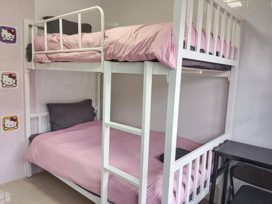 Rumah percutian Naka Tangerine By Bcare
